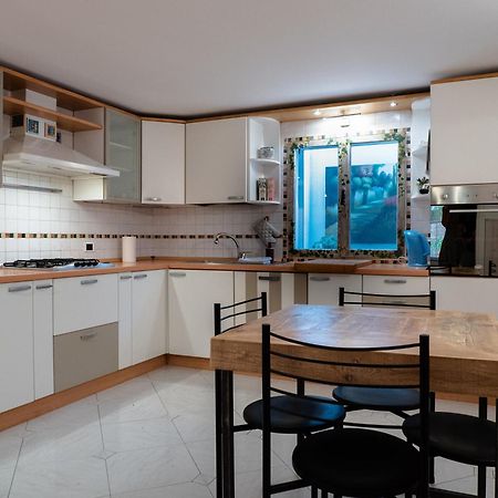フェラーラCasa Matilde Piano Terra 100Mq Con Parking E Piscinaアパートメント エクステリア 写真