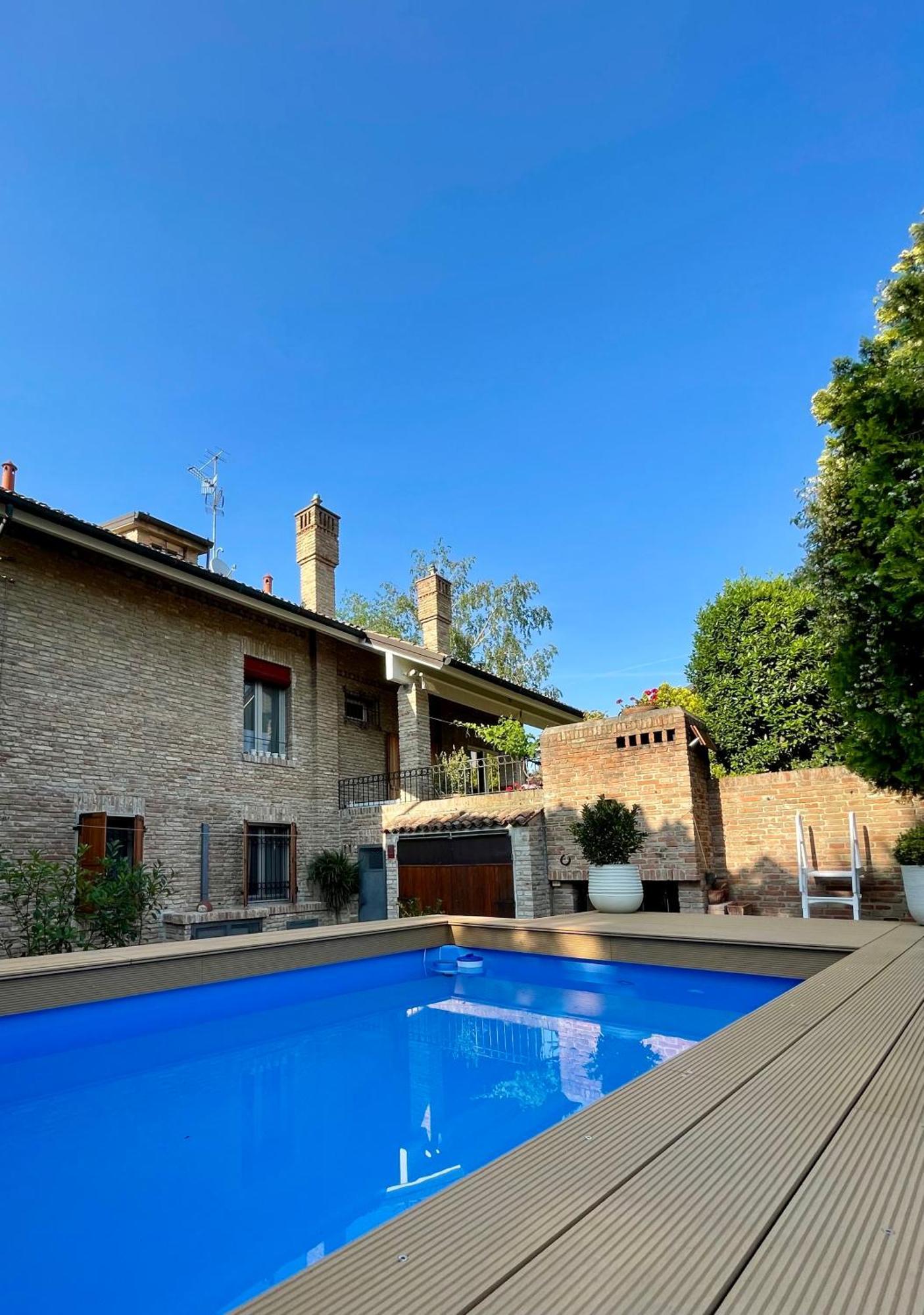 フェラーラCasa Matilde Piano Terra 100Mq Con Parking E Piscinaアパートメント エクステリア 写真